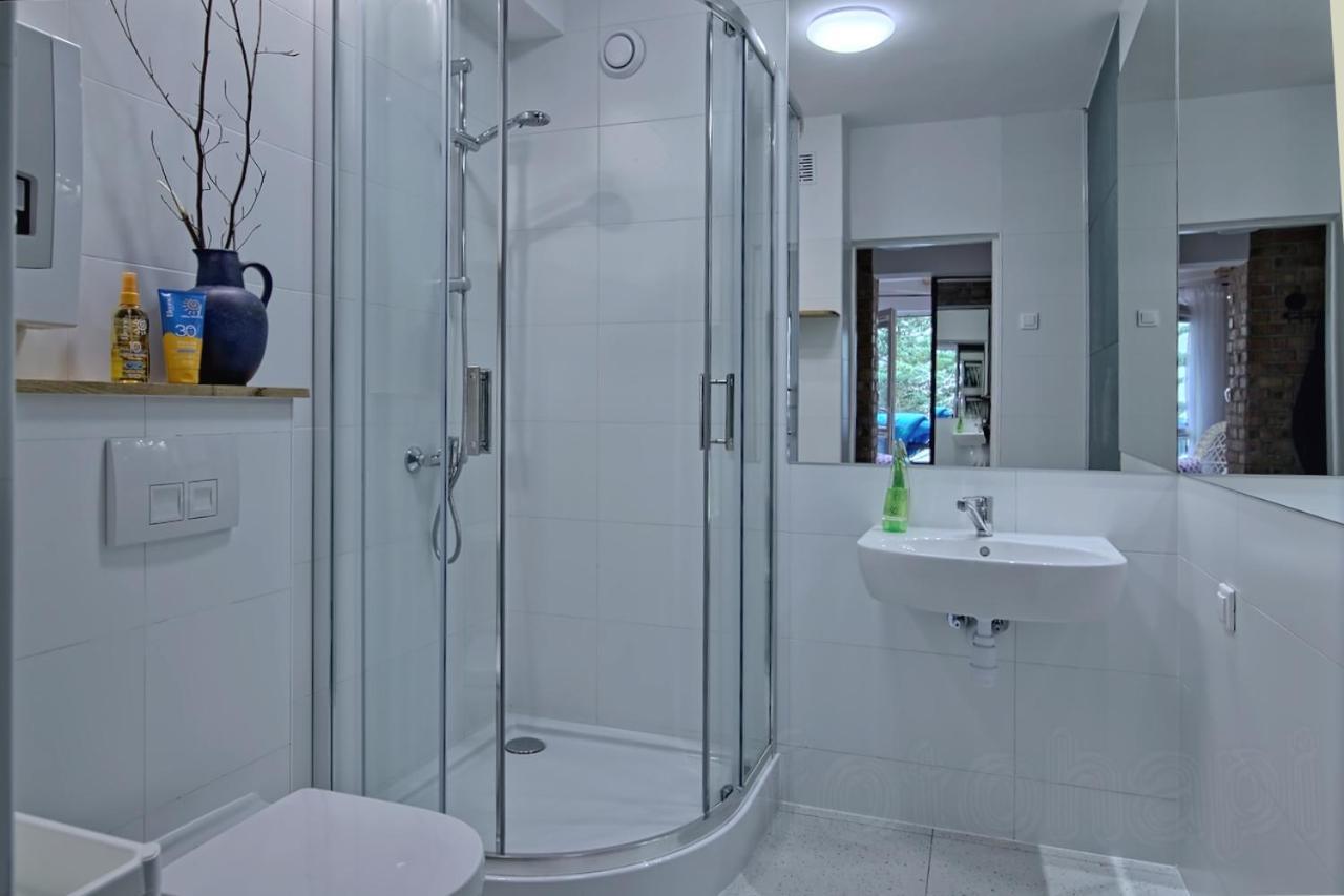 Pokoje I Apartamenty Przy Sosnowej Poddąbie Exterior foto
